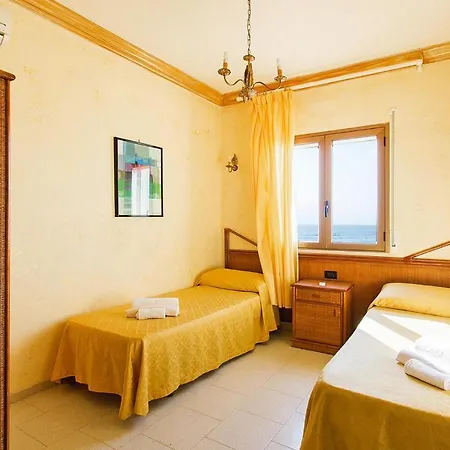 Apartment Triscina Mare - Isi04200-dyd *